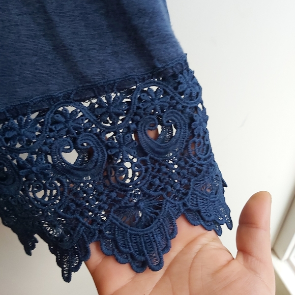 4/$25 Only blue  marine tank top - Picture 6 of 6